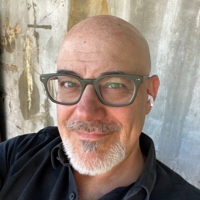Media zealot. Futurist & strategist for brands media causes startups/ Jupiter HouseParty MOUSE Opengate/ Irvington NYC UVA/ Father writer disc golfer