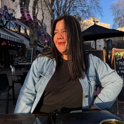 🇪🇨🇦🇷| Aquí reflexiono. A fin de cuentas, nadie me lee. | Ig: @soykarinavaras