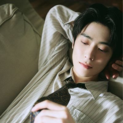 luciarinjani's profile picture. 