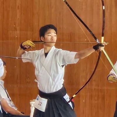 直心IIカーボン     
増田の中でも弱い増田です
美しい射型で中ってこそ価値がある