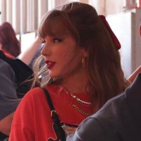 swiftiefr (the tortured one) (@jahanvi_goel) 's Twitter Profile Photo swiftiefr (the tortured one) (@jahanvi_goel) 's Twitter Profile Photo