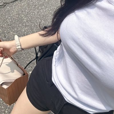 drSTgdCr6G86153's profile picture. 혹시디엠리밋걸리면 답못할테니 라디 xagnb