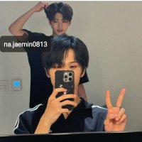 Jisung's mole protector (@jiseongbaii) 's Twitter Profile Photo Jisung's mole protector (@jiseongbaii) 's Twitter Profile Photo