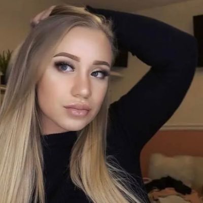 prettykatie360's profile picture. 