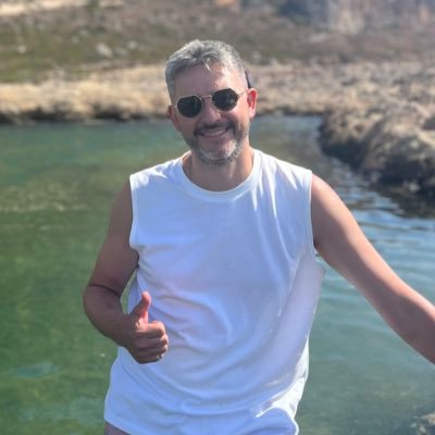 NicoreyV's profile picture. 