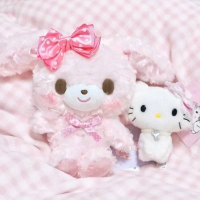 777qMovo's profile picture. ALWAYS SPEND MONEY TO BUY HAPPINESSI(ᐡっ ̫•⸝⸝ᐡ)