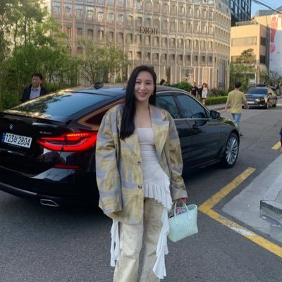 AthenaSooyoung's profile picture. 株式会社社長で、INTJの性格で、友達を作るのが好きです