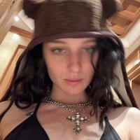 farah (@bahtimisss) Twitter profile photo