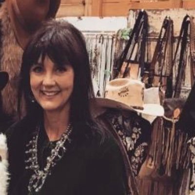 Proud lifelong Democrat! News junkie. Outdoor enthusiast ! Dog lover!! Harris for President