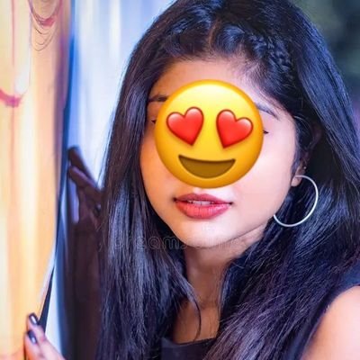 Software Engineer Intern👩🏻💻, Fashion Model 💄 Thalapathy fan 🥰, https://t.co/cWZt1oLxtq (Hons) Software Engineering 🎓
