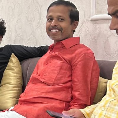 social worker , regular blood doner , social activist and politician, statespokesman,Indian Trade union congress, working president,jharkhand Congress(OBC)