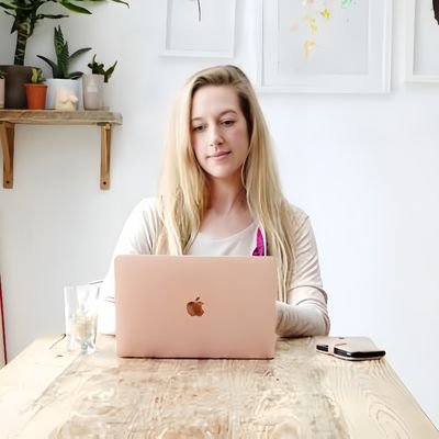 SmaryLiyan89565's profile picture. I am a professional podcast presenter.  I have over 5years of experience in this podcast marketplace.