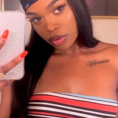 marnibarbie's profile picture. in my own world ☁️🧘🏽‍♀️🪐