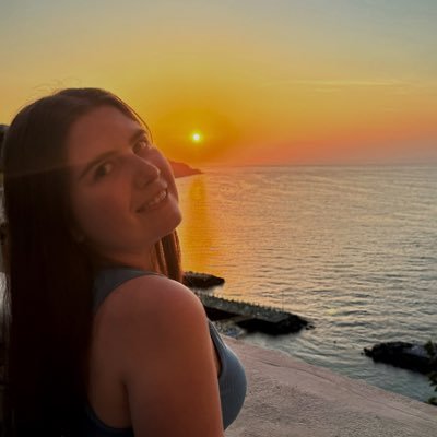 valerieinfante's profile picture. 