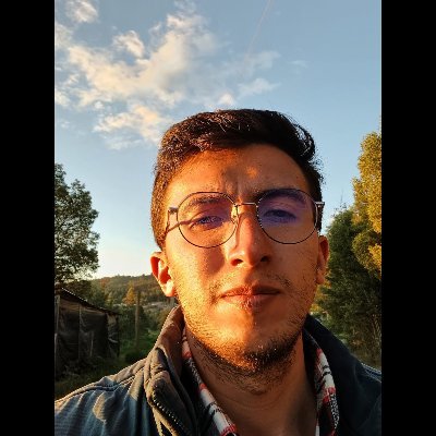 🎆Backend dev - Java/PHP
🎆 Computer Science
🎆 Hablo de tecnología, desarrollo y desgracias personales.
🎆Fiverr: https://t.co/yyf2TEQR6Z