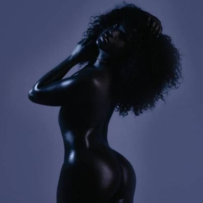 narcissistseyi's profile picture. 