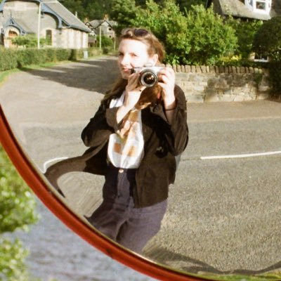 🎞35mm+digital photography 📸 Art school grad🎨 🎥Film buff 🎬lover of art 🖼Scottish🏴
