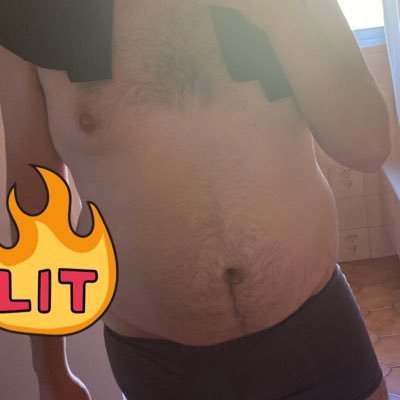 Bisex, me gusta conocer gente y divertirnos, Galicia, 17cm, 27, gooner, hablad por MD sin miedo ❤️🔥