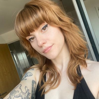 PanicPr3vention's profile picture. tear the fever out of my lungs, put the cold back under my tongue