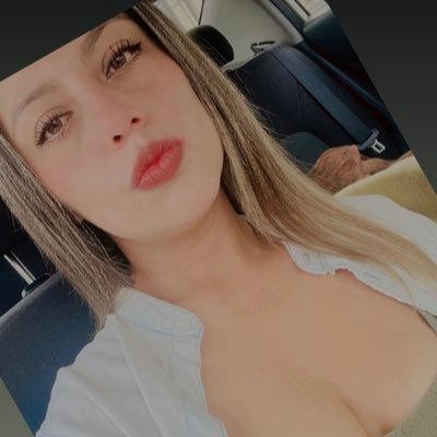 danyapple2's profile picture. 🍀💫