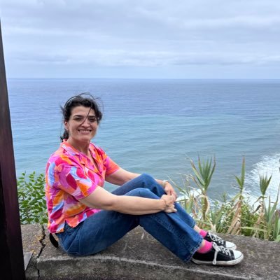 (She/Her)
Married,
Occupational Therapist,
I love playing The Sims,
Love 🍫!
🇻🇪&🇵🇹,
Origin ID: BettySims39
Twitch: betty_sims