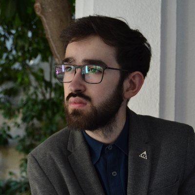 Friki 🖖 | GTSS por la @eoi | Agente de Cambio 🌍 | Fundador y Editor Jefe de @publius_es ✒️🗞️👥 | Delegado de Extremadura en @talentofuturo