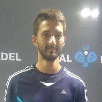 Docente./
Profesional Futsal Coach
Preparador Físico
Readaptador Físico
Col. 55870/MSc ICSalud/Sport Science