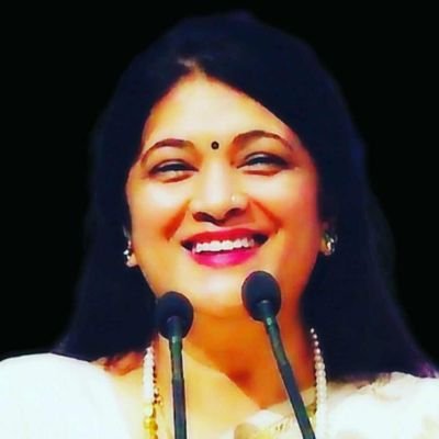 #poetess #publicfigure #digitel_influencer #Anchor #motivater छोटी सी इक किरण हूँ लेकिन सौ सूरज पर भारी हूँ 🙏😊