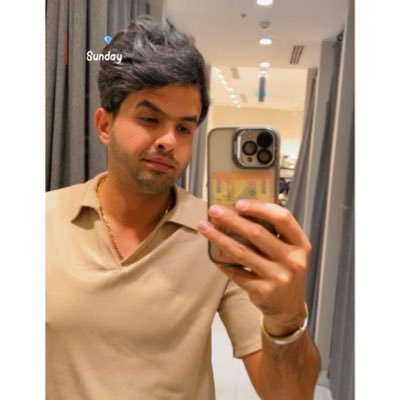 blend_shaxwan's profile picture. فقيدتي؟ لو كان البكاء سيُعيدكِ إلي، لبكيت حتى عميت." 💭💔'.