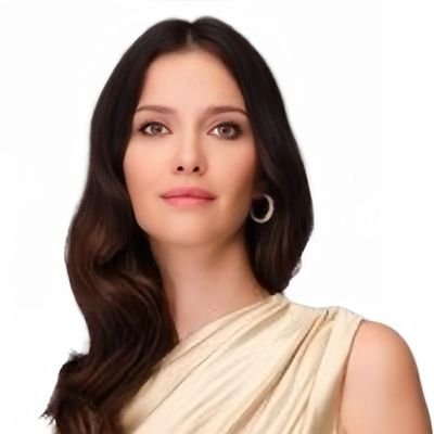 •1°er Cuenta Fake Latam• Soy Zeynep mujer de principios, luchadora y perseguidora de la verdad. Abogada de Cennet.
#KaraDut
#İremHelvacıoğlu