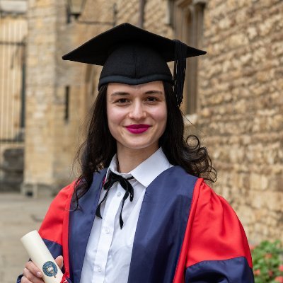 scientist turned data engineer in the civil service | data for the public good | oxford dphil graduate | technology enthusiast