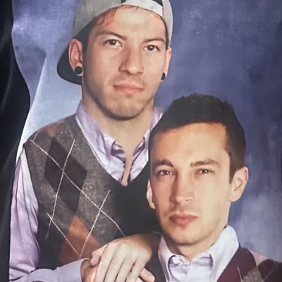 i tried asking @tylerrjoseph a quick question, every day for 595 days. i missed day 596. i have failed. let’s try @joshuadun (i gave up)