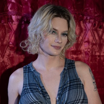 Trans Porn Performer
Booker & Director: @TransRoommates_, @TransMidnight,& @TransDaylight
email: beatrixdollbookings@gmail.com