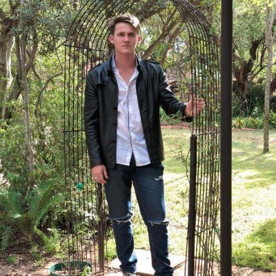 WaydH3nZ's profile picture. Fitness + Gaming || Not all who wander are lost 🌴
Business Enquiries: waydhens@outlook.com