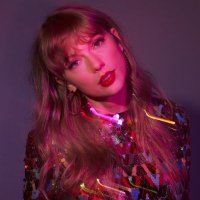Kat (@_imirrorball) 's Twitter Profile