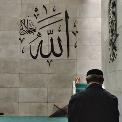 saud_5777's profile picture. { رَبِّ اشْرَحْ لِي صَدْرِي وَيَسِّرْ لِي أَمْرِي وَاحْلُلْ عُقْدَةً مِّن لِّسَانِي يَفْقَهُوا قَوْلِي }

(طه / 25 - 28)