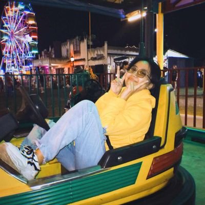 waaatermelo's profile picture. jennie and colet