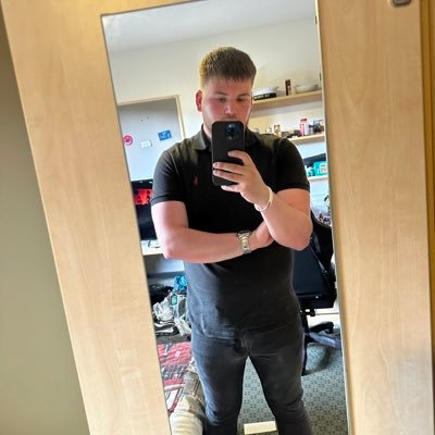 25 I never use this so don't follow me and expect things