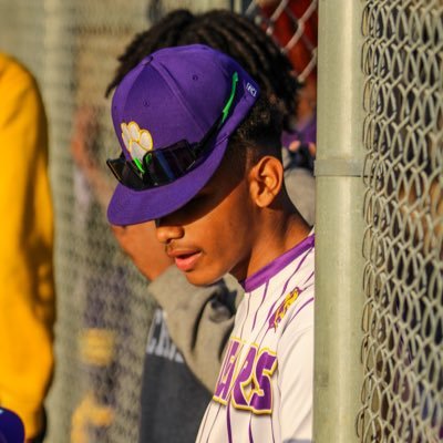 Uncomitted Class of 2026 Outfielder/MIF 5’10 175 3.4GPA Edna Karr HS Varsity Marucci- Jordan Bunn 504-944-6730 Jordan.t.bunn@gmail.com