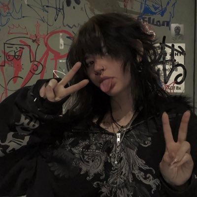 NemesisMalware's profile picture. 24 NSFW |🏳️‍⚧️ he / it | i ❤︎ @barbiecatgirl |btw im the cat thing | meowing through the pain | OF link below