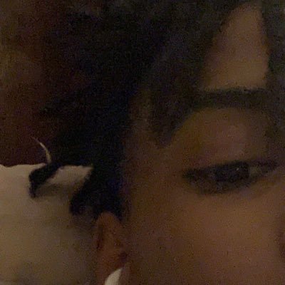 omarszn_'s profile picture. imma be right back.