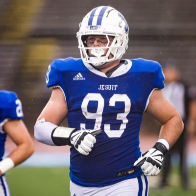 Jesuit High School | Co’25 | DL | 6’2 275 lbs | Football |Wrestling| griffinellis444@gmail.com| hudl: https://t.co/H18lfjJ5vk ID: 2501502944