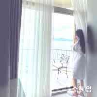 s_uhyunriim's profile picture. For 뉴진's MINJI
🐻 May 7
Super Shy ⬇️