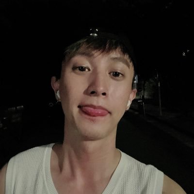 _sidyou's profile picture. (Freelancer based in 🇹🇼 Taipei and 🇨🇳 Shanghai)
iPhotographer, Visual Designer, Filmmaker and Creative
動態影像、平面拍攝等合作歡迎留言或來信 📩