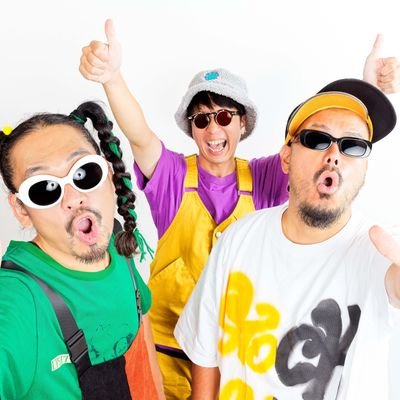時は2001年
15歳の春に結成
PUNKにはじまりFunkなSoulがHipでPopな3人組
from東京新宿city