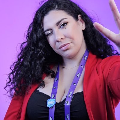 🎮 Streamer & Content Creator @FNATIC 📈 +70k sur les réseaux 🌟| Partner @holysquad_fr 🎬 Gaming, lifestyle,tech and beauty 📩 queen_aceone_@outlook.com