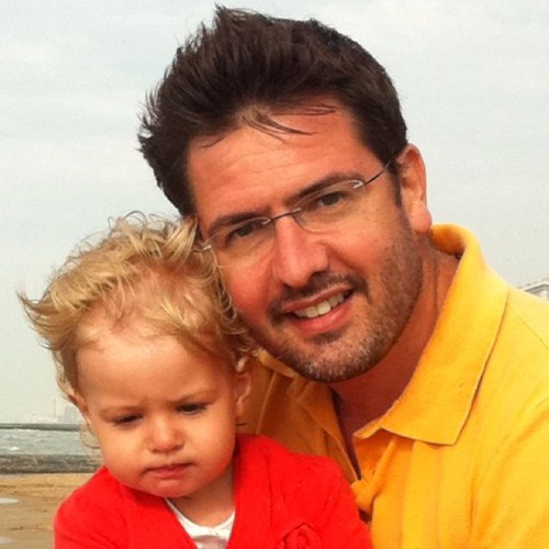 olivierstruyven's profile picture. Avid Editor/Beta tester, Chief Audiovisual Technician, F55/5DMIII operator, Davinci resolve student and the best dad in the world for Lisa & Axel !