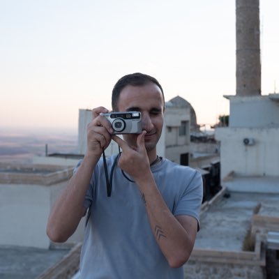 Photo Artist -Co-founder of @fotohanedarkroo