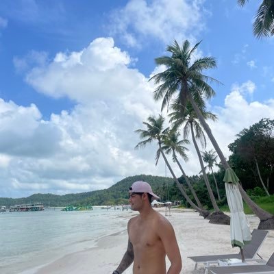 Building brands on the move | E-commerce insights + nomad living 🏝️