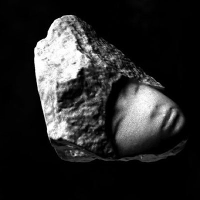 ИᗩZᗩꓘ IЯTIᗰIꓷ Profile